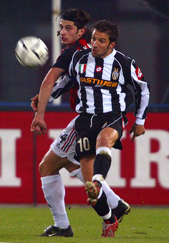 孔帕尼：替补球员的上场以及我们的身体对抗能力帮助我们取胜（孔帕尼：替补贡献与强硬对抗成就我们的胜利）