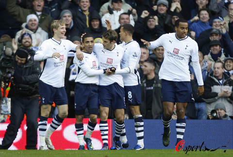 中超赛报：山东泰山主场战胜武汉三镇＂,（中超快讯：山东泰山主场力克武汉三镇）